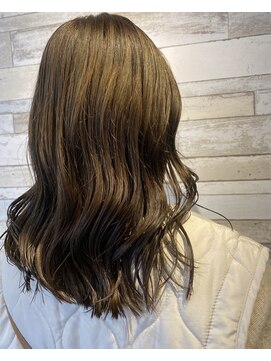 アイディー バイ ケンジ(id. by KENJE) アッシュカラーオリーブベージュ