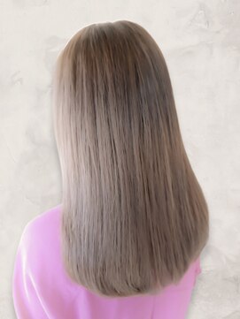 アドラーブル ココロ 新潟(adorable CoCoLo) 20代30代40代髪質改善肩ラインミルクティベージュ透明感