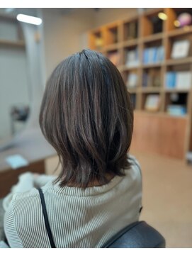 トックトック(toctoc) ミディアムウルフ