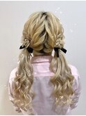 編み込みツイン×お花アレンジ♪