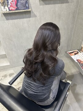 ラック(LUCK) 韓国風コテ巻きパーマ/船橋/くすみベージュ/細めハイライト