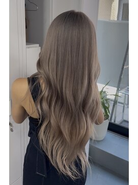 ベル(BEL) ハイトーングレージュ