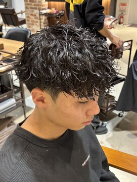 ボンドストーリールミエール(Bond Story lumiere) 【パーマ職人DAIKI】ツイストスパイラルパーマ◎