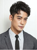 リベルテ グリット(Liberte Grit)&nbsp;重すぎない◎軽量カットの黒髪ショート×スパイラルパーマ