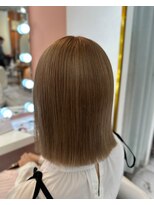 スペックホルダーミミ(Spec Holder mimi)&nbsp;ハイトーンベージュ2.5似合わせカット