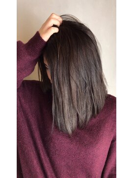 ラトリエ ブロカント 立川北口店(L'atelier BROCANTE) セミディ　ストレート　無造作　モード　トリートメント