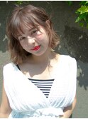 ラフに動くウェーブボブ