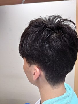 ヴェルデ シンバシ(VERDE SHINBASHI) スポーツマッシュフェード 七三パート ビジネス ベリーショート