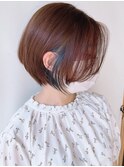 【morio 原宿】丸みショートボブ　インナーカラーネイビー　宮本