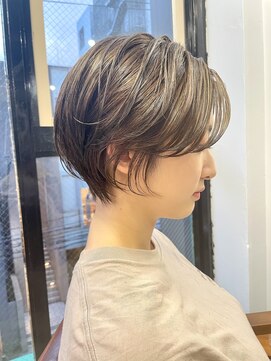 ヌード(NUDE) NUDE 10代20代30代40代 マニッシュショート 耳だしショート