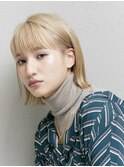 ワンブリーチブロンドボブ外人風カラー透明感