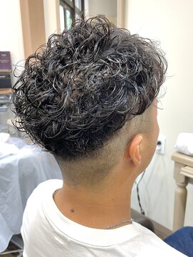 アルターリール(aL ter Rire) アッシュブラック/カルマパーマ/ベリーショート/鎌取/中村郁未