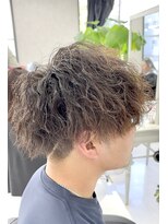 エース 春日部店(A)&nbsp;スーツ短髪ツーブロック束感モテる黒髪シークレットパーマ流行