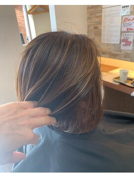 エスケーリバース(SK re:birth) ハイライトを使った白髪ぼかし/30代/40代/50代/南区