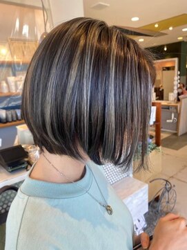アース 熊本光の森店(HAIR&MAKE EARTH) 前下がりボブ/オリーブベージュ/グレージュ/光の森/熊本