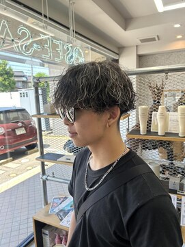 シーソー(SEE-SAW) 波巻きパーマ×ハイライト｜10代20代30代金沢メンズ
