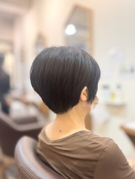 ヘアー グリーン(hair green) 30代40代50代/ショートボブ/白髪染め