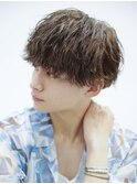 波巻きメンズパーマショートシャドウ眉毛