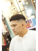 タイト スワッグ バーバーワークス(TIGHT SWAG BARBERWORKS)&nbsp;ソフトアフロ×スキンフェード