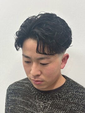 ヒロギンザ 新橋日比谷口店(HIRO GINZA) 毛流れセンターパート/フェード