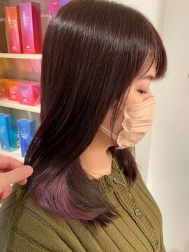 ミーナ バイ アーバン(Meena by urban.) 【ANNEXハザマ】青紫インナーカラー×ストレートミディ