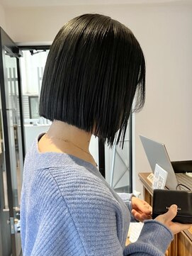 ネオリーブ クーロ(Neolive curro) ぷつっとタッセルボブ◎