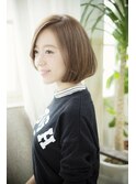 ペールベージュセクションカラーグラデーションカラー外ハネボブ