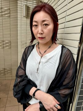 レ セゾン(Les Saisons) 《大人可愛い♪》ピンクインナーカラー×切りっぱなしボブ