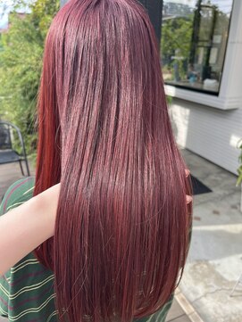 クオン 伊勢崎(QUON.) チェリーレッド