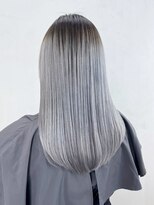 小顔透明感カラーくすみベージュオリーブカラー_ba491751