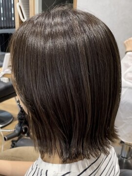 ラック 本厚木店(LUCK) 白髪ぼかし/ハイライト【尾崎晃平】