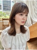 外ハネミディアムレイヤーマロンベージュ韓国ヘア顔まわり