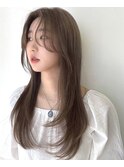 小顔に見せるワンホン＆韓国ヘア/顔周りレイヤーカット