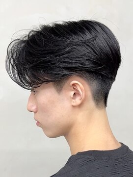 ニコ トウキョウ ヨコハマ(nico) メンズセンターパートウルフセンターパートニュアンスパーマ襟足