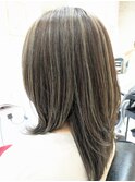 白髪ぼかしハイライト　明るい白髪染め　40代　50代
