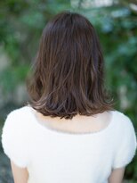 アマリス(Amaris)&nbsp;ぱっつん外ハネウエーブ30代/40代/50代ウルフ/レイヤー