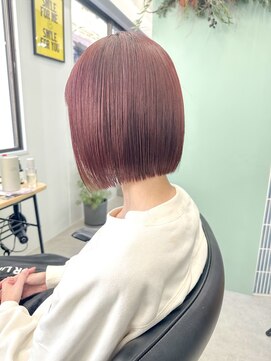 ヒビヲ(HIBIO) 切りっぱなしボブタッセルボブブリーチカラーピンクブラウン