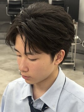 アウラ(AURA) フェザーショート/フェザーパーマ/ラウンドマッシュ/ショート