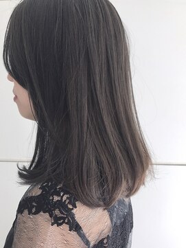 インビテーション(invitation) 【光に透ける透明感カラー】ダークグレージュ