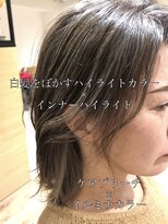 リブ(Live)&nbsp;白髪ぼかしハイライトでオシャレにイヤリングカラー2[白髪染め]