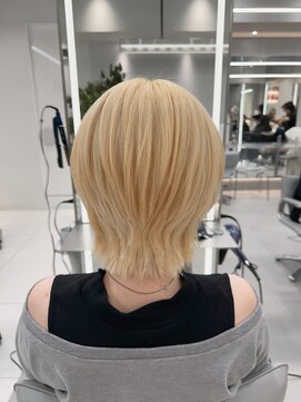 アールプラスヘアサロン(ar+ hair salon) 抜きっぱなしホワイトカラー