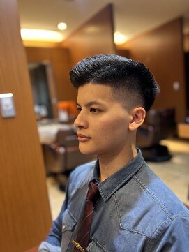 ヘアモード キクチ 銀座店 銀座理容室　バーバースタイルスキンフェード