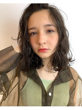 グッデイ ヘアー(GOOD DAY HAIR) デザインカラー  ウェットヘア 夏 オリーブベージュ