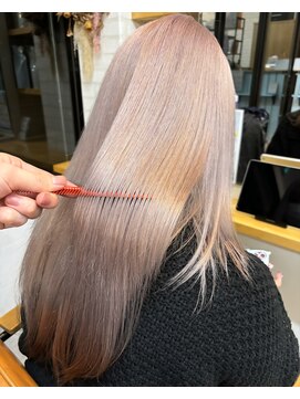 リンイチマルサン(Lin.103) 【冬にかわいいホワイトベージュ♪】　山下　泰世