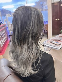スーペリオル(Superior)の写真/韓国風ヘアで周りと差がつく私だけの『可愛い』をみつけよう！［ダブルカラー/イヤリング/インナー］