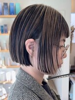 マキラ(MAKIRA)&nbsp;ボブ×ベージュアンブレラカラー（パラパラブリーチ）