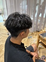 リベラル(liberal) ビジネス対応 毛流れシャドウパーマ