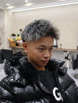 ルースト 京都駅前店(ROOST) ジェットモヒカン ツイストパーマ×ホワイトハイライト