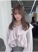 柔らかいベージュとレイヤー