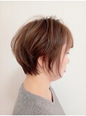 大人小顔ショート耳かけ丸みくびれ30代40代50代